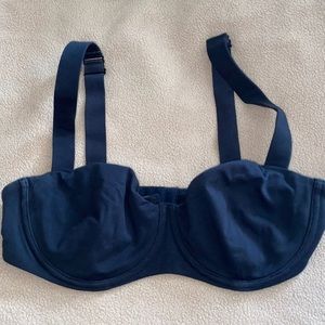 SKIMS wide strap bra